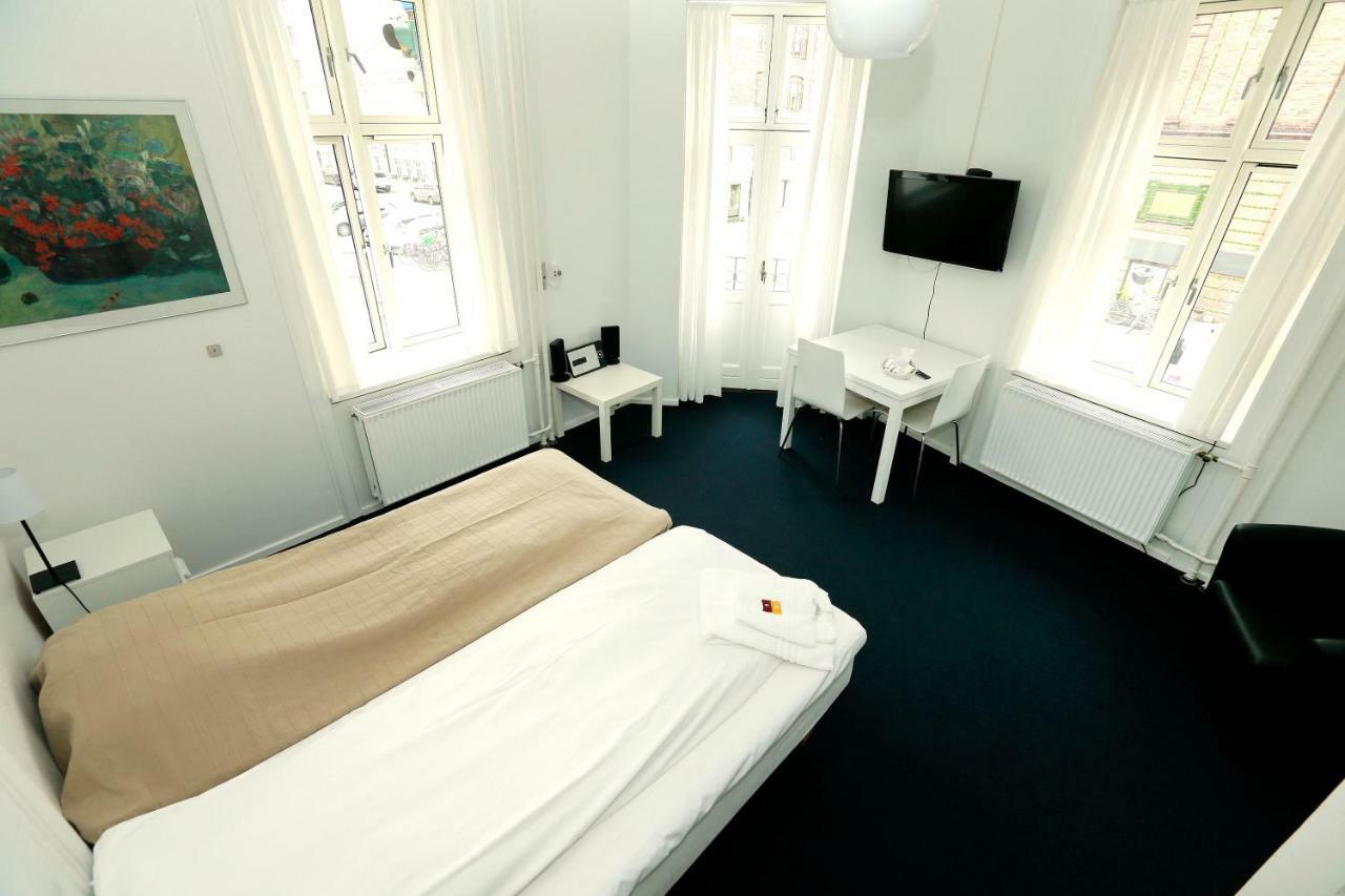 Hotel 9 Sma Hjem โคเปนเฮเกน ภายนอก รูปภาพ